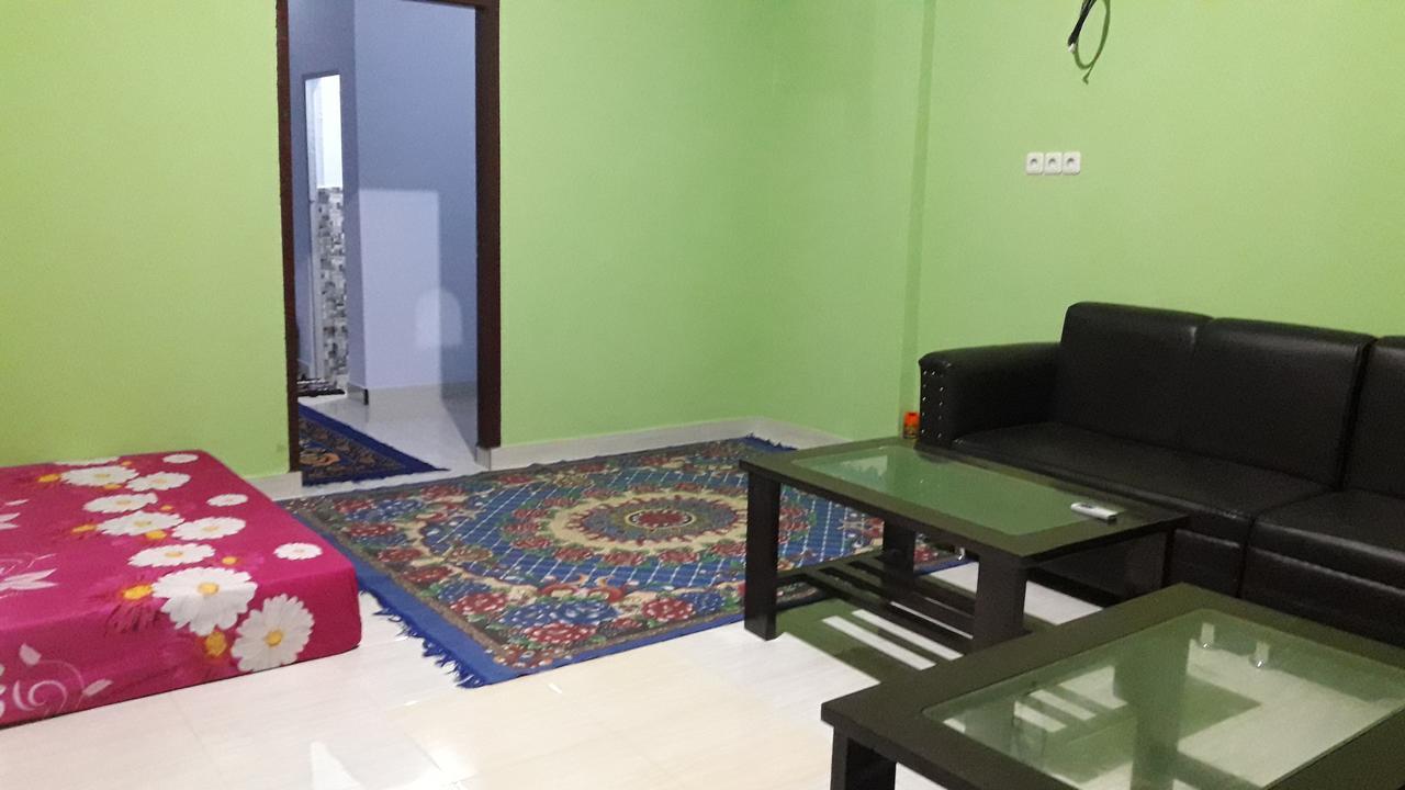 Penginapan Asidik Bira Exterior photo