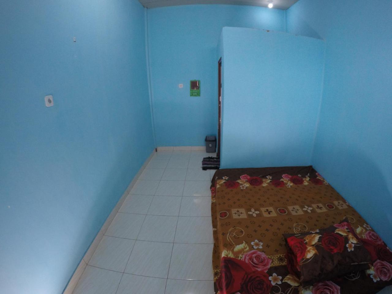 Penginapan Asidik Bira Exterior photo